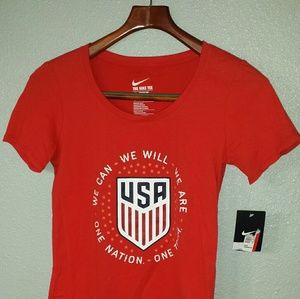 Nike - Men's Short Sleeve T-shirt - Size - Small